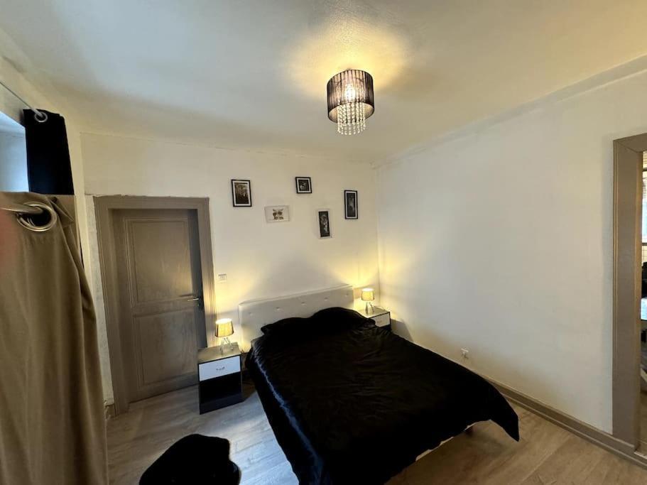 De 3 Pieces, Apartment *